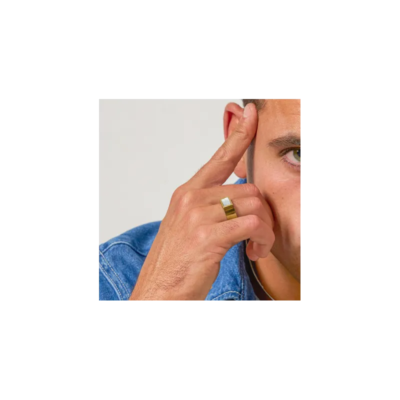 Anel Homem Strong MOP Dourado | Radiant