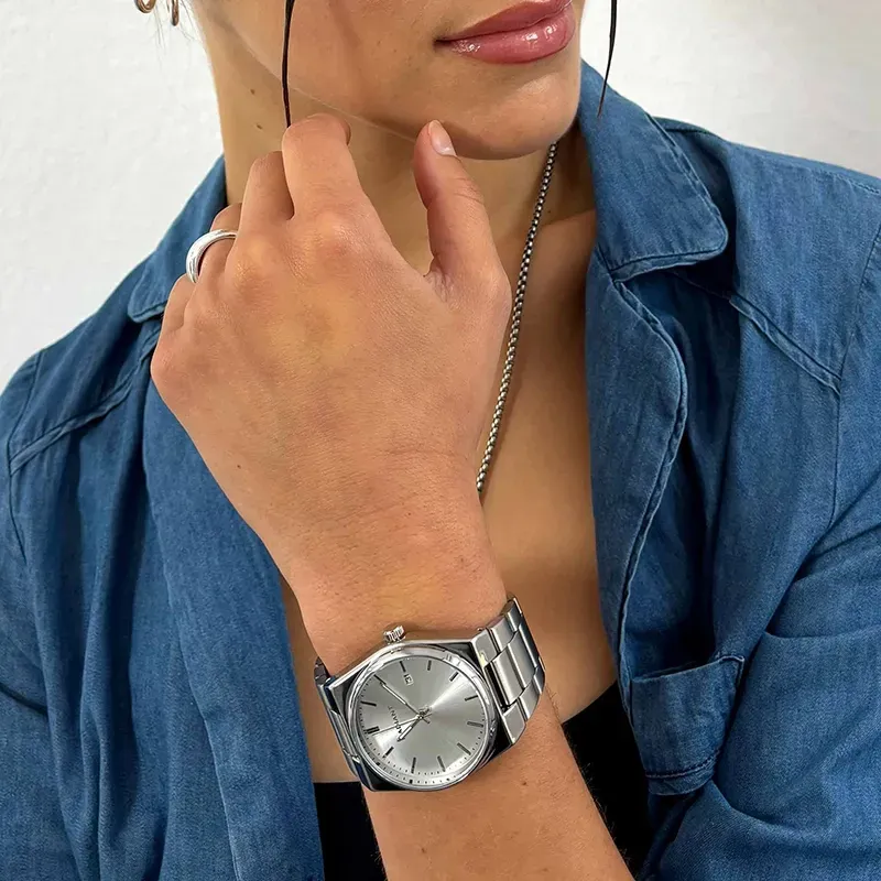 Radiant Air Relógio de Mulher Prateado com Brazelete de Aço