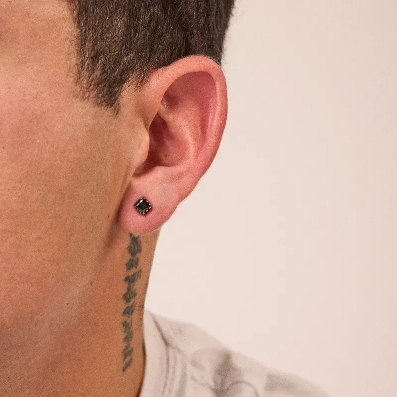 Piercing Homem Pirate Cristal  | Radiant