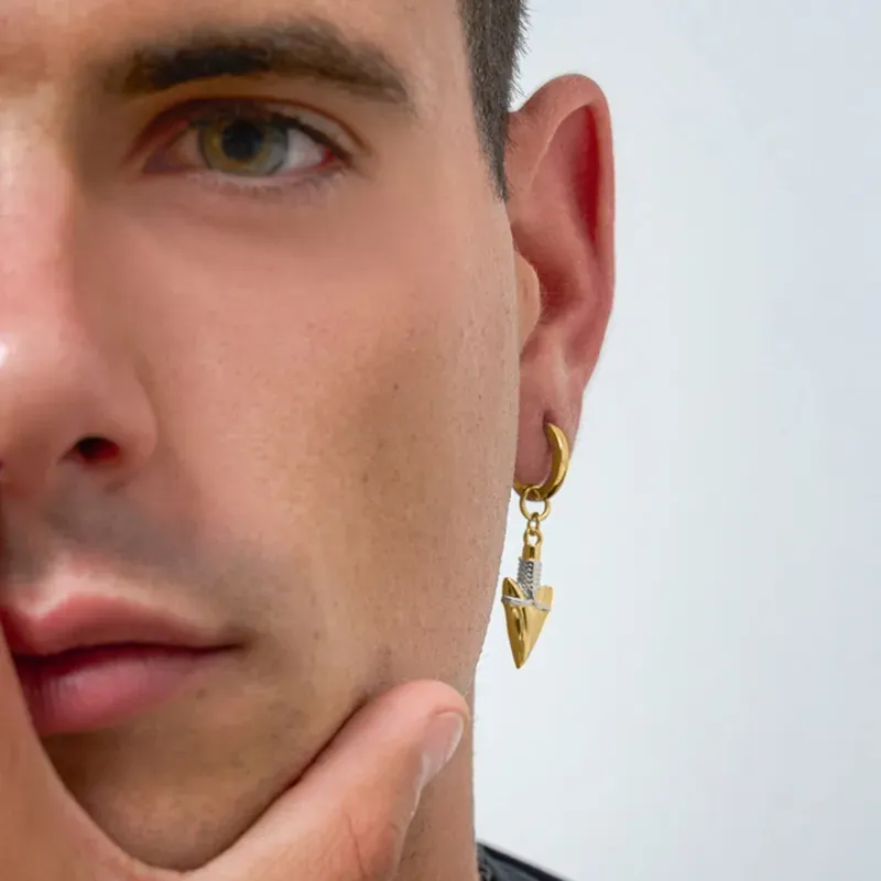 Brinco Homem Hunter Arrow Dourado | Radiant