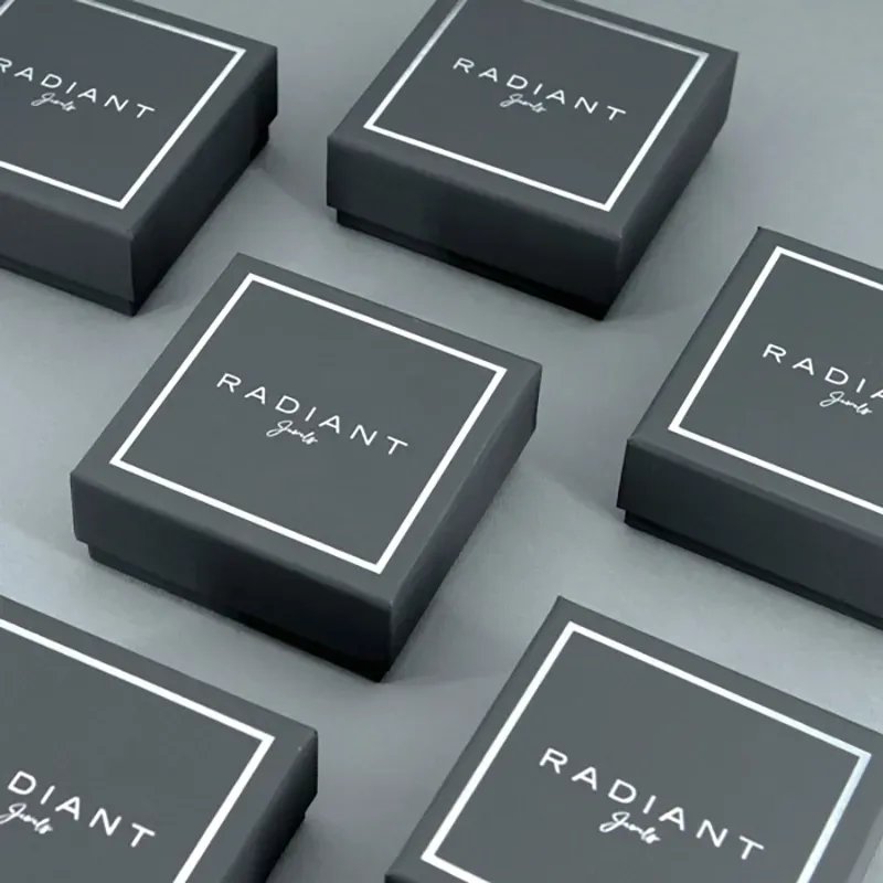  Brincos Homem Atlante Loop Dourados | Elegância e Versatilidade