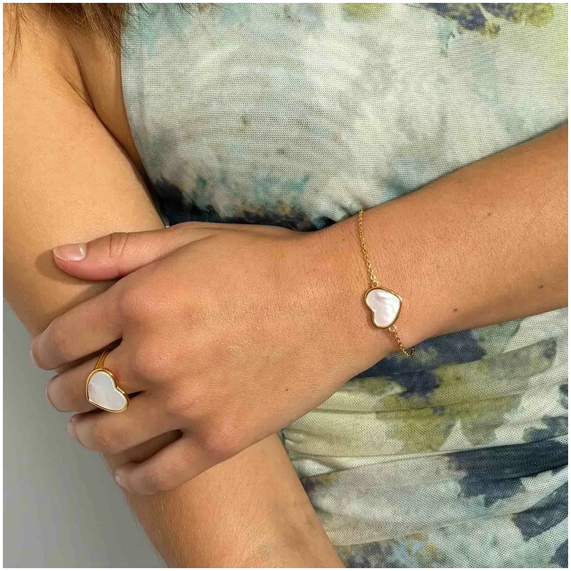 Pulseira Coração Madrepérola Dourada