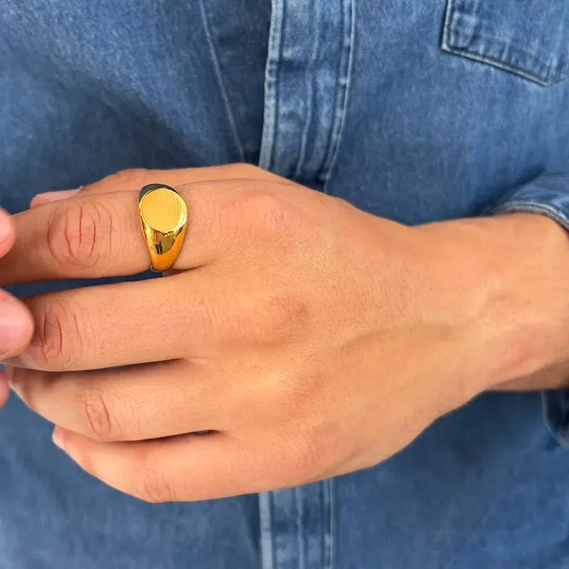 Anel Homem Ruiz Selo Dourado 24