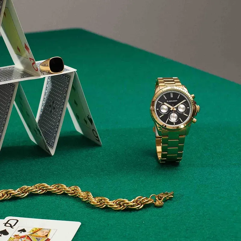 Anel Homem Ruiz Preto e Dourado 24