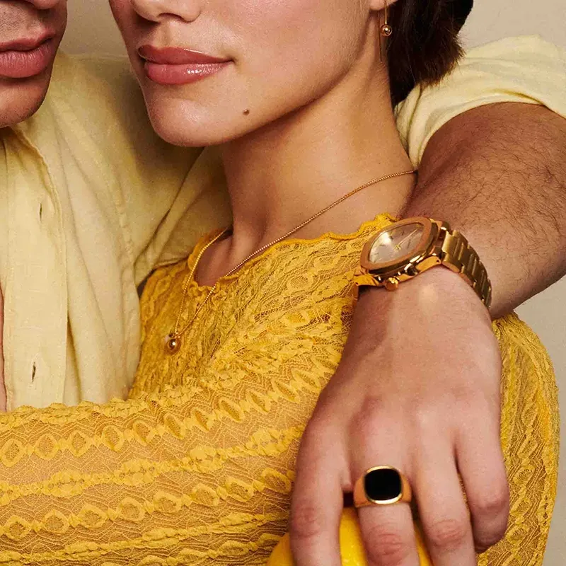 Anel Homem Ruiz Preto e Dourado 24