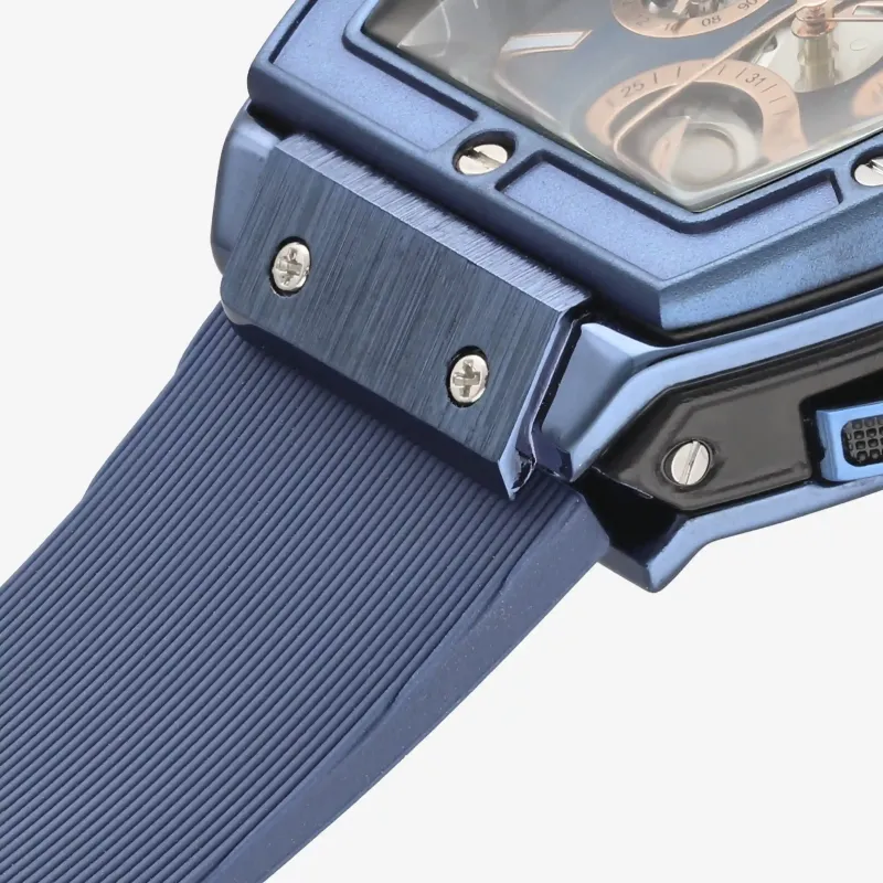 Relógio homem com caixa tonneau em aço e cronógrafo multifunções. Brac