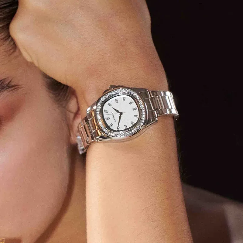 Radiant Scape Relógio de Mulher Prateado com Bracelete de Aço