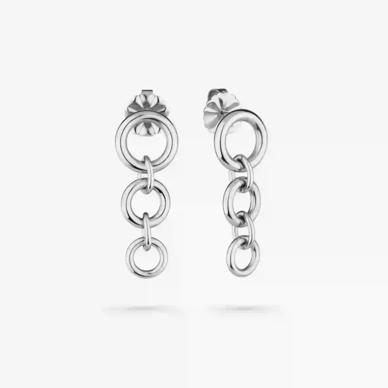 Brincos Prateados Compridos de Mulher com Aro Triplo | Radiant