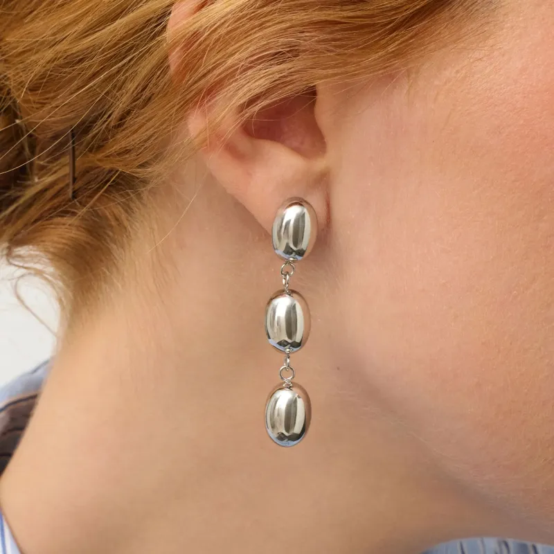 Brincos Prateados Compridos de Mulher Soulmate | Radiant